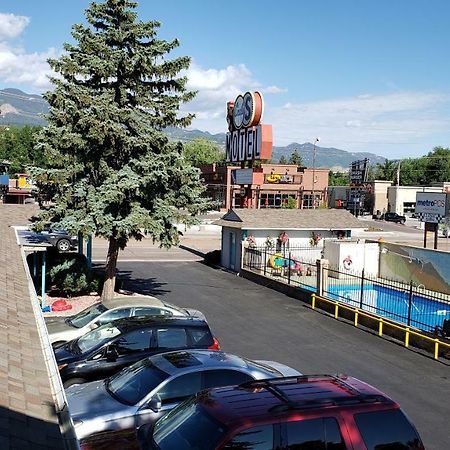 Circle S Motell Colorado Springs Exteriör bild